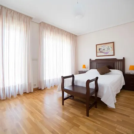 Ria De Bayona באיונה